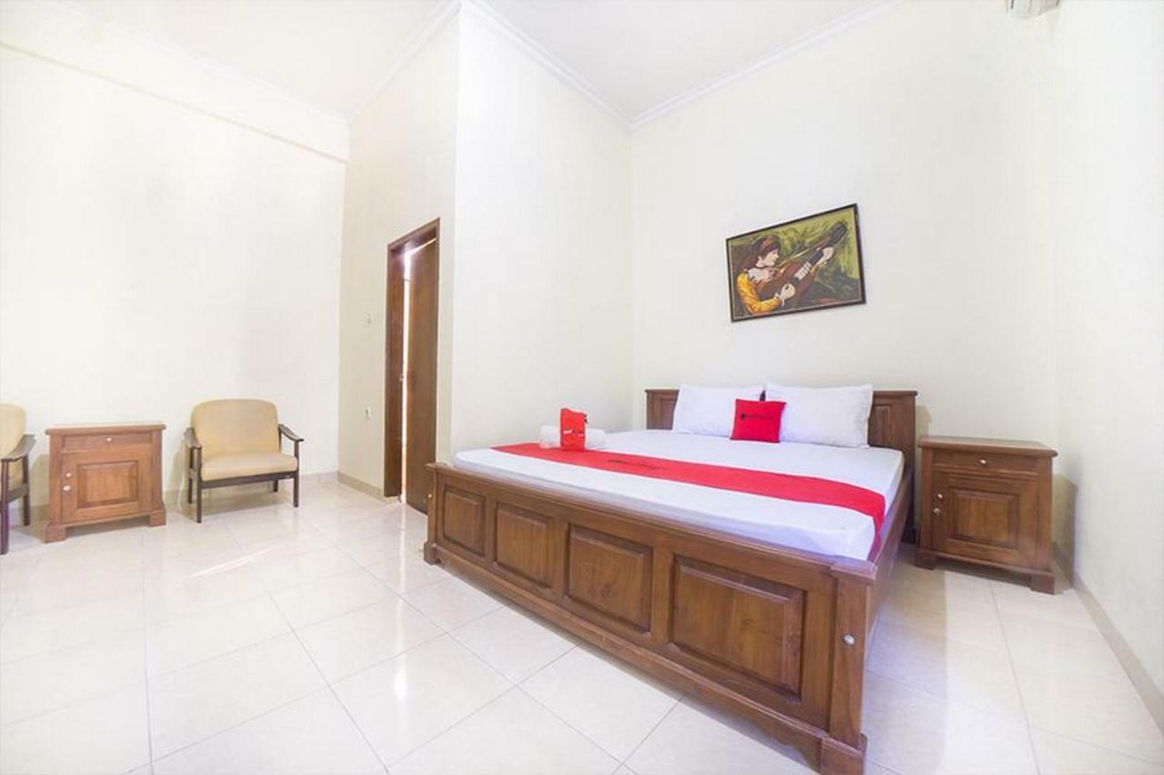 Reddoorz Near Nusa Cendana University Kupang  Exteriör bild